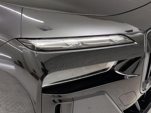 2025 BMW 760 i xDrive