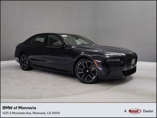 2025 BMW 760 i xDrive