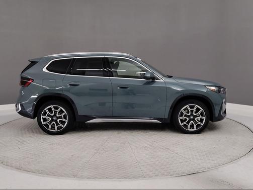 Cape York Green Metallic 2026 BMW X1 xDrive28i