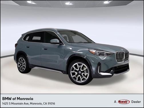 Cape York Green Metallic 2026 BMW X1 xDrive28i