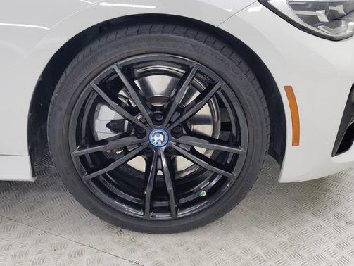 2022 BMW 330e Base
