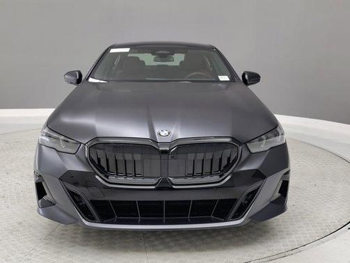 2026 BMW 530 i