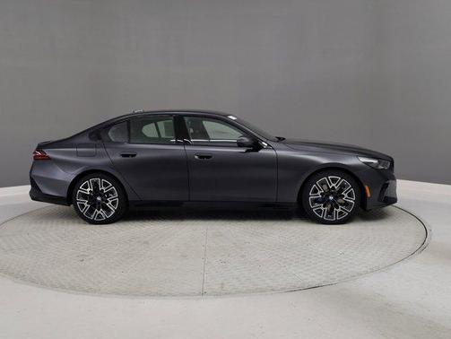 2026 BMW 530 i