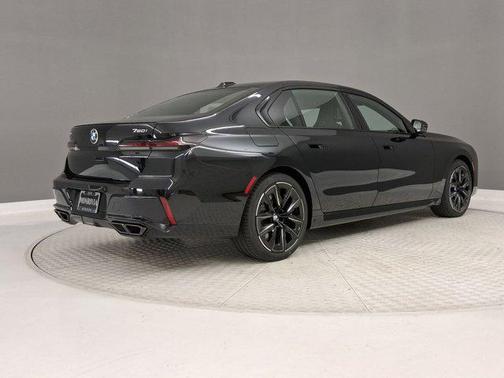 Black Sapphire Metallic 2026 BMW 760 xDrive