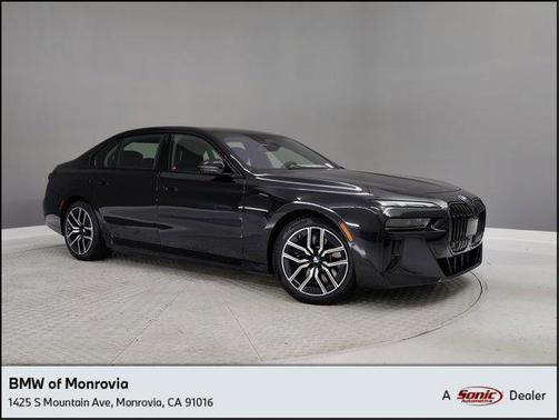2025 BMW i7 xDrive60