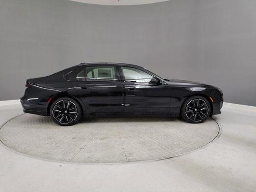2025 BMW i7 xDrive60