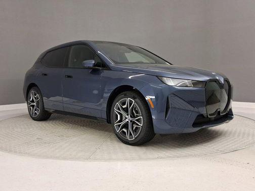 2026 BMW iX xDrive45