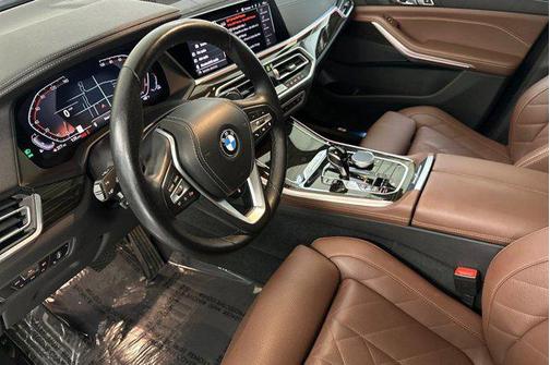 Black Sapphire Metallic 2023 BMW X5 sDrive40i