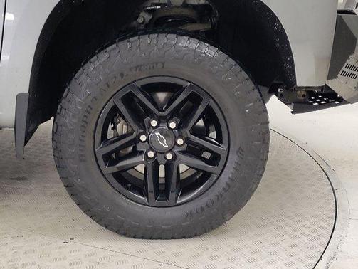 2020 Chevrolet Silverado 1500 Custom Trail Boss