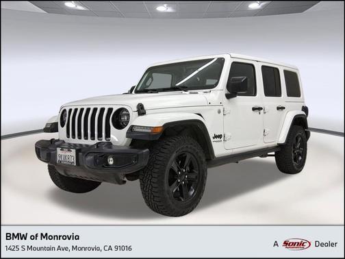 Bright White Clearcoat 2019 Jeep Wrangler Unlimited Sahara
