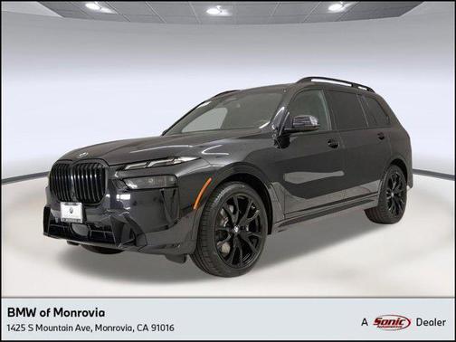 Black Sapphire Metallic 2025 BMW X7 xDrive40i