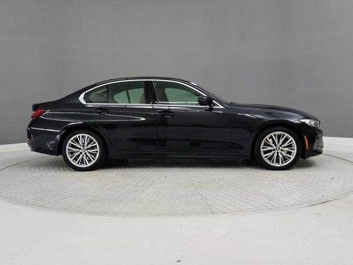 2024 BMW 330 330i