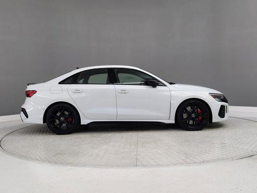 2023 Audi RS 3 TFSI quattro S tronic