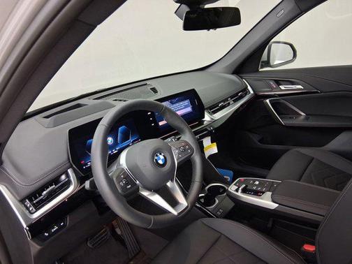 Space Silver Metallic 2026 BMW X1 xDrive28i