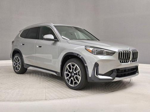Space Silver Metallic 2026 BMW X1 xDrive28i