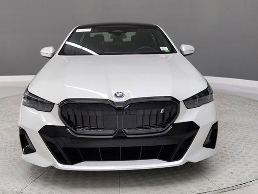 2026 BMW i5 eDrive40