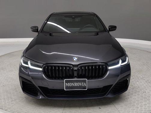 2021 BMW 530 530i