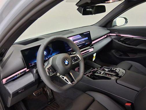 Brooklyn Grey Metallic 2026 BMW 530 530i