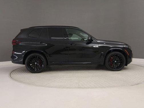 Black Sapphire Metallic 2026 BMW X5 xDrive40i