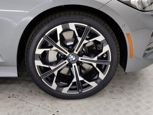2025 BMW 330 i