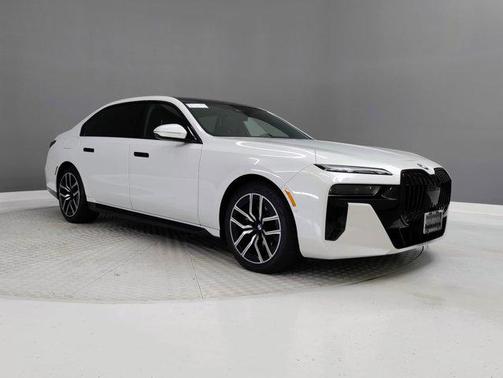 2023 BMW 760 i xDrive