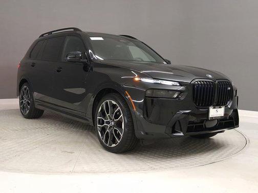 2024 BMW X7 M60i