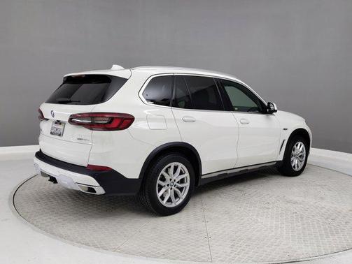 2023 BMW X5 PHEV xDrive45e