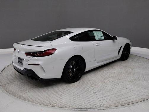 2026 BMW 840 i