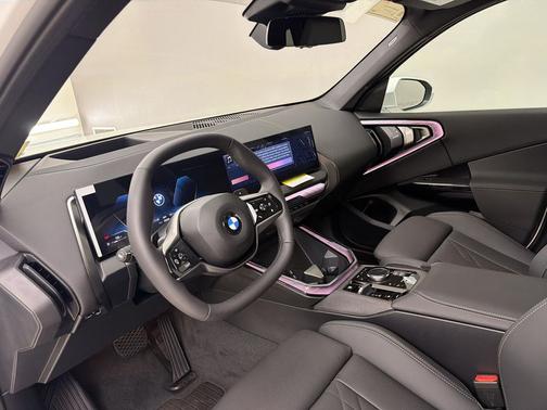Mineral White Metallic 2026 BMW X3 30 xDrive