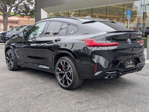 2024 BMW X4 M AWD
