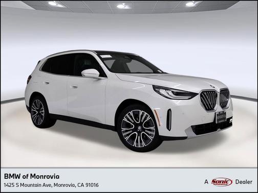 Mineral White Metallic 2026 BMW X3 30 xDrive
