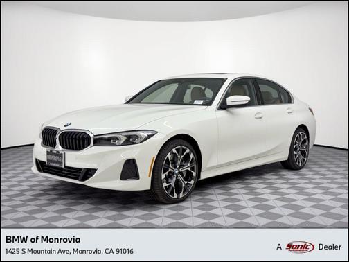 Alpine White 2026 BMW 330 330i