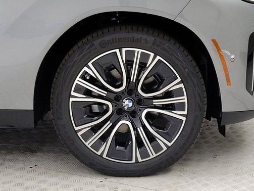 Skyscraper Grey Metallic 2026 BMW X3 30 xDrive