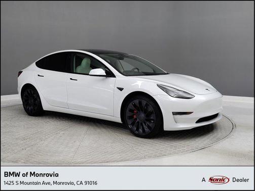 2023 Tesla Model 3 Performance