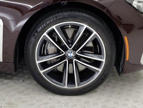 2020 BMW 750 i xDrive
