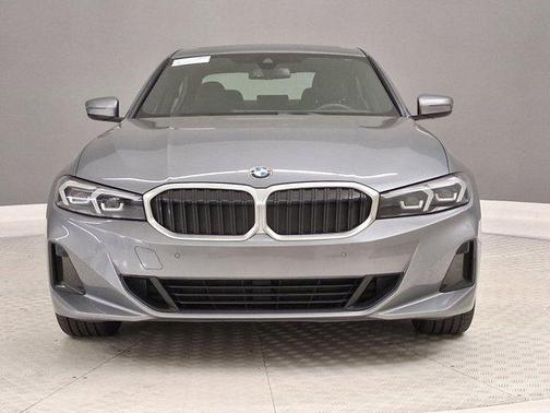 2023 BMW 330 330i