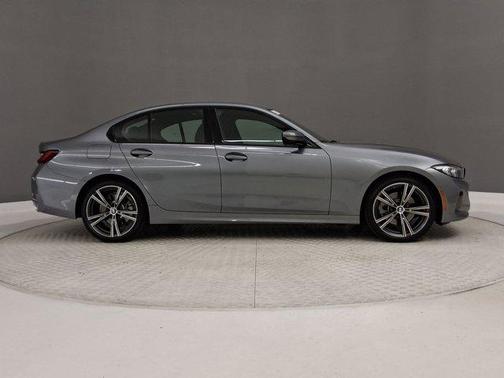 2023 BMW 330 330i