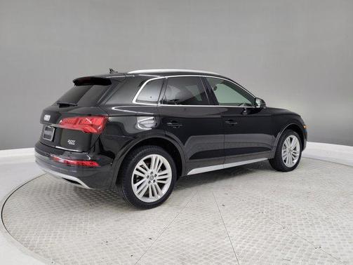 2018 Audi Q5 2.0T Premium Plus
