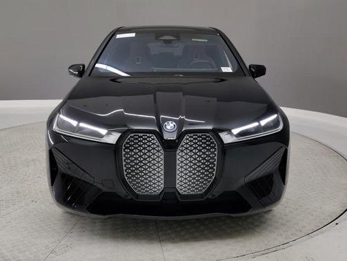 2025 BMW iX xDrive50