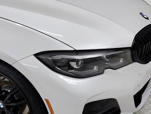 2022 BMW 330 330i
