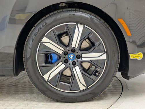 2022 BMW iX xDrive50