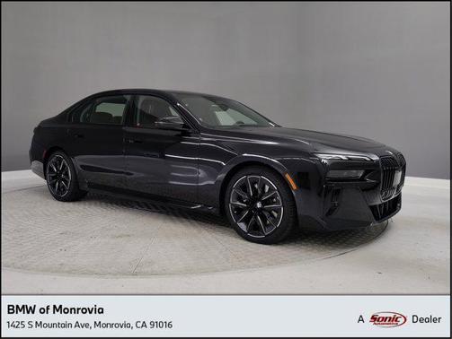 2025 BMW 760 i xDrive