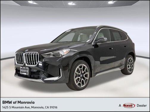 Black Sapphire Metallic 2026 BMW X1 xDrive28i