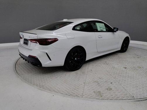 2025 BMW M440 i xDrive