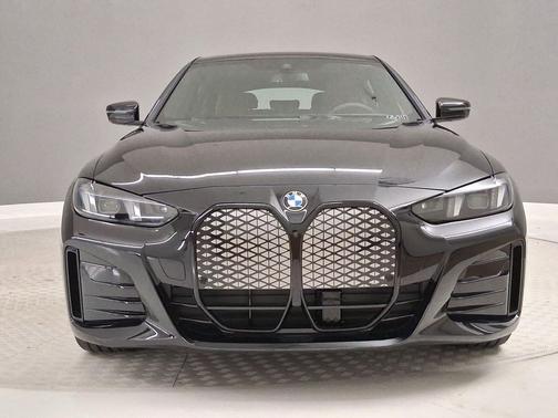 Black Sapphire Metallic 2026 BMW i4 Gran Coupe eDrive40