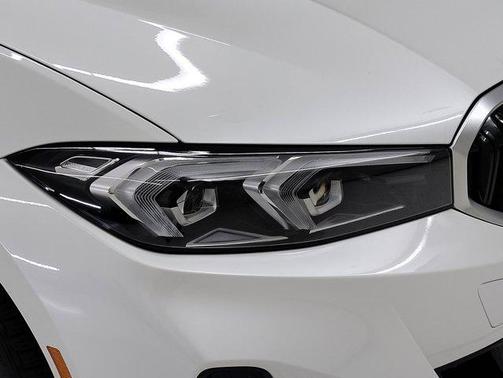 2026 BMW 330 i