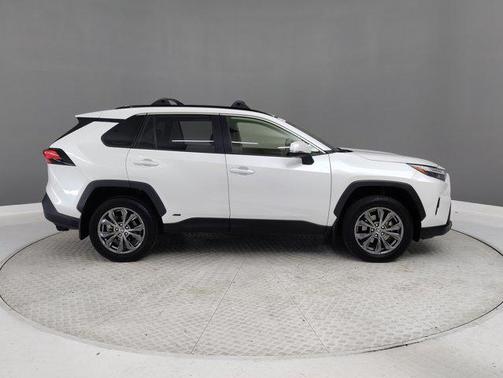 2023 Toyota RAV4 Hybrid XLE Premium