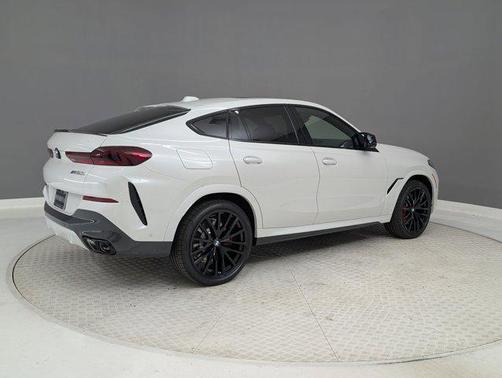 2026 BMW X6 M60i