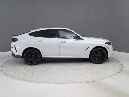 2026 BMW X6 M60i