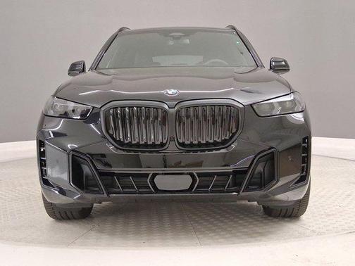 Black Sapphire Metallic 2026 BMW X5 sDrive40i